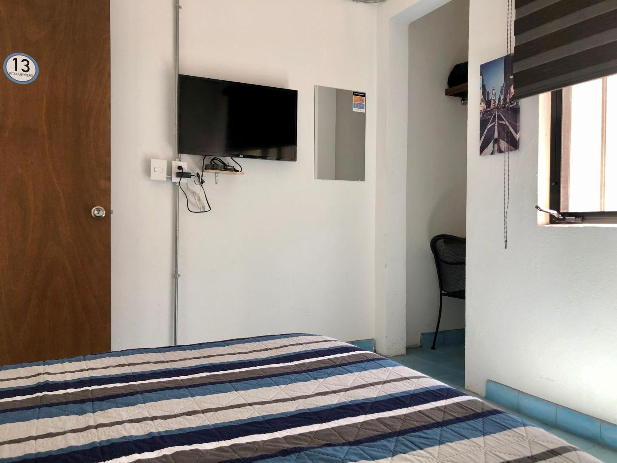 גואדלחארה Hostel Hospedarte Chapultepec מראה חיצוני תמונה