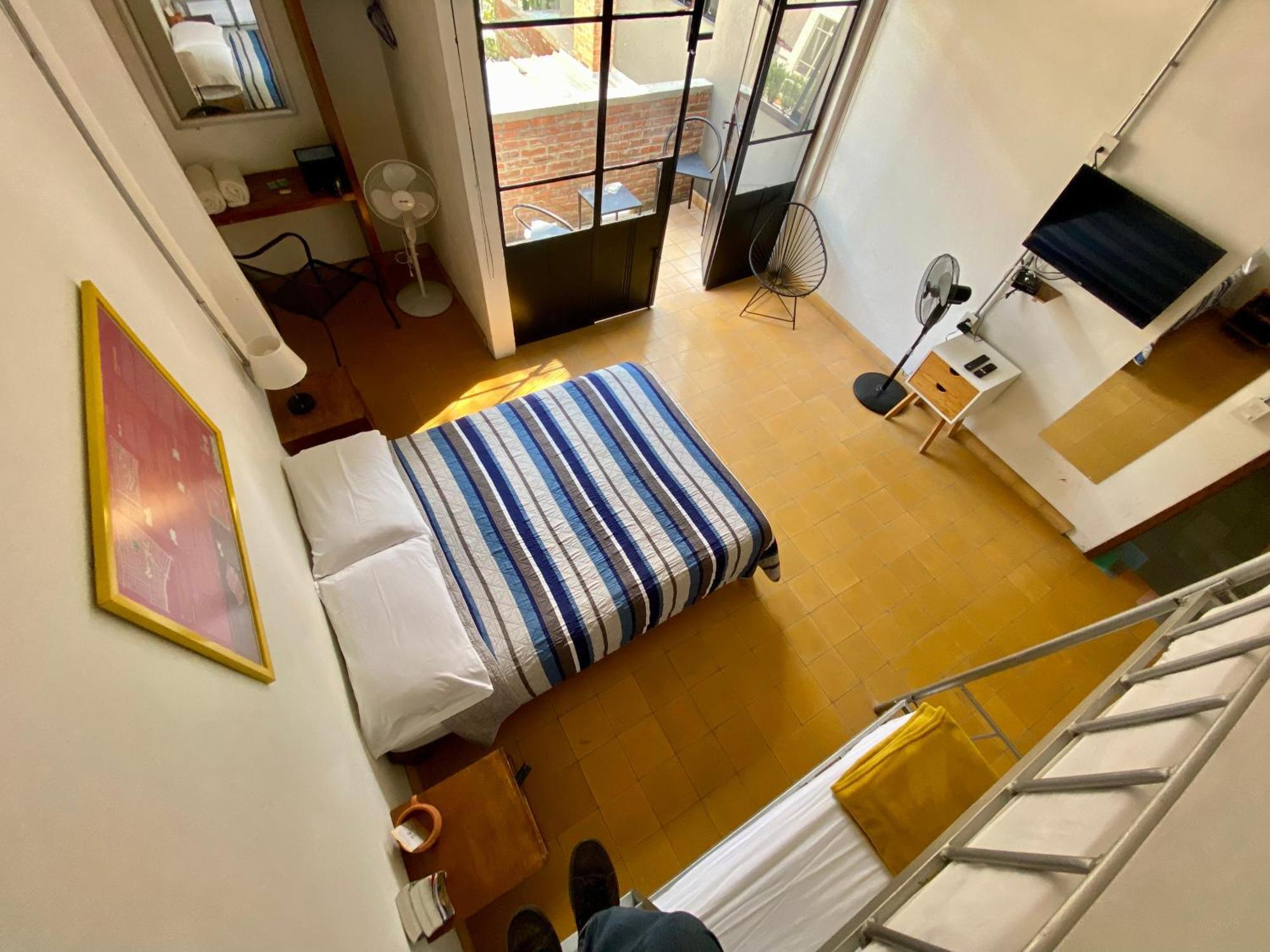 גואדלחארה Hostel Hospedarte Chapultepec מראה חיצוני תמונה