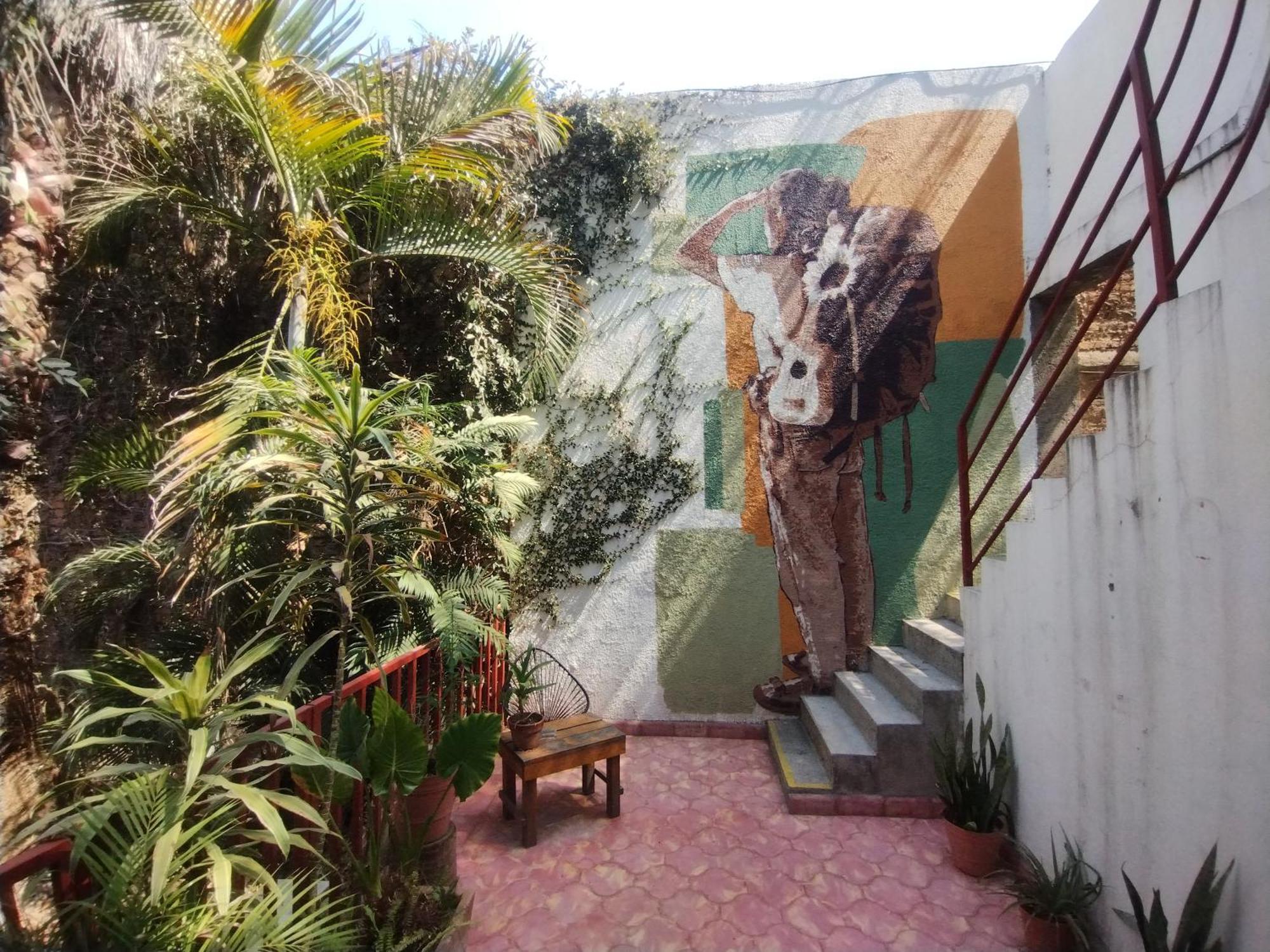גואדלחארה Hostel Hospedarte Chapultepec מראה חיצוני תמונה