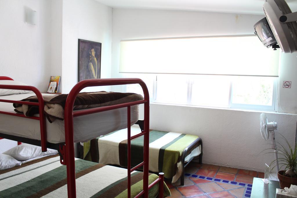 גואדלחארה Hostel Hospedarte Chapultepec מראה חיצוני תמונה