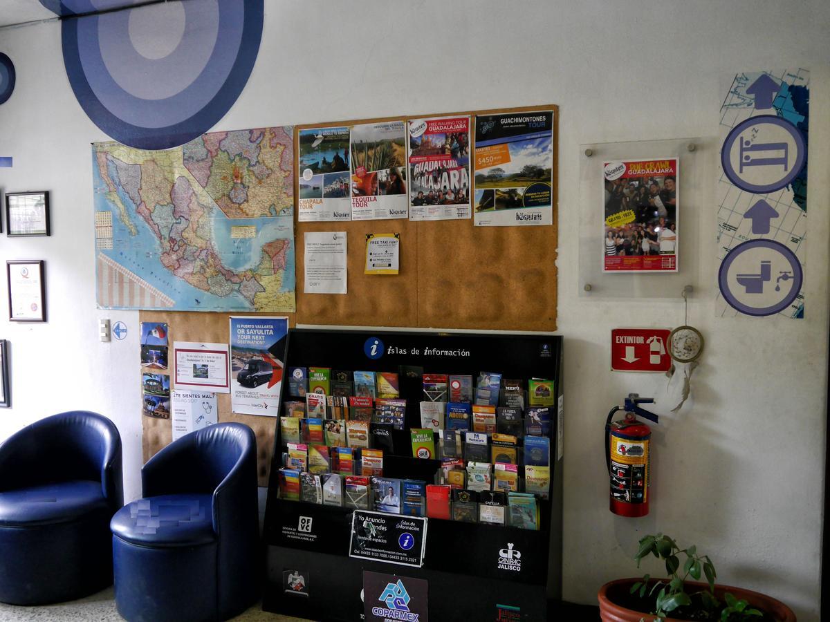 גואדלחארה Hostel Hospedarte Chapultepec מראה חיצוני תמונה